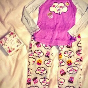 Girls 7/8 fleece girls pajamas. Worn once